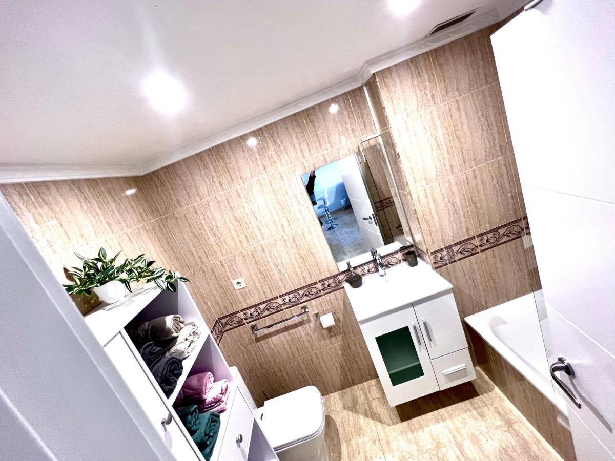 Ketan Suite Nadales Малага Экстерьер фото